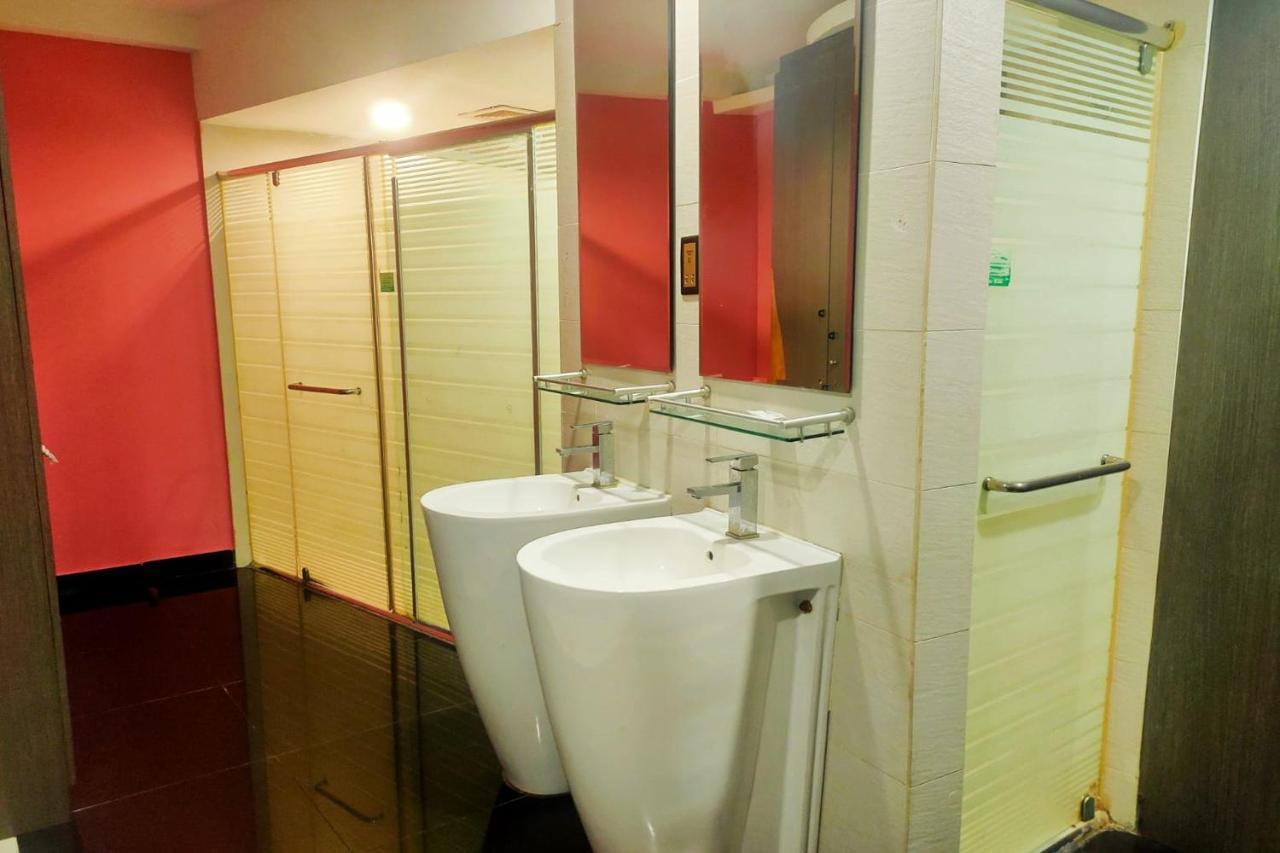 Hotel Arenaa Galaxys Куала-Лумпур Экстерьер фото